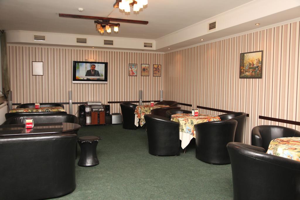 Florentina Hotel Edinet Luaran gambar