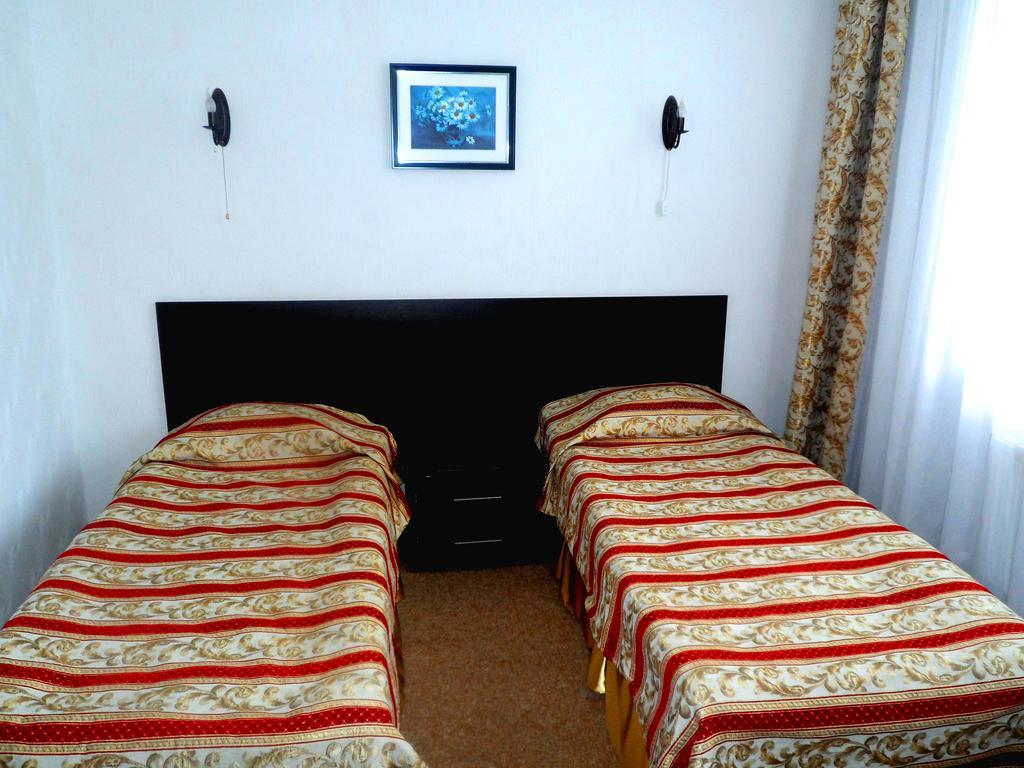 Florentina Hotel Edinet Luaran gambar